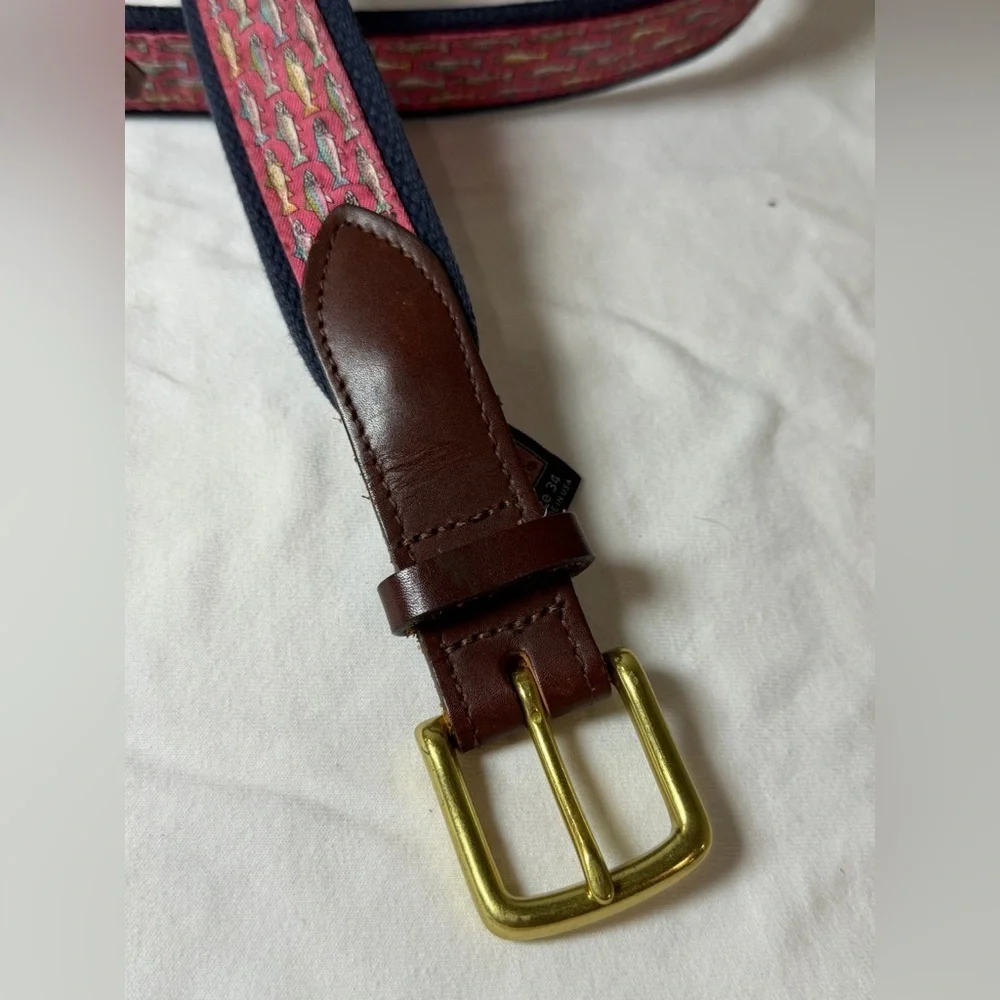 Vineyard Vines Size 34 Leather Canvas Brown and Pink All Over Fish Pattern Belt